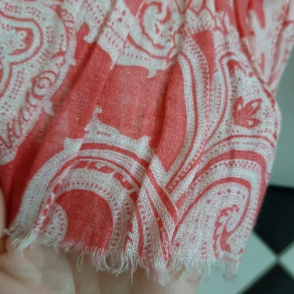 Scarf - Picture 2 of 5